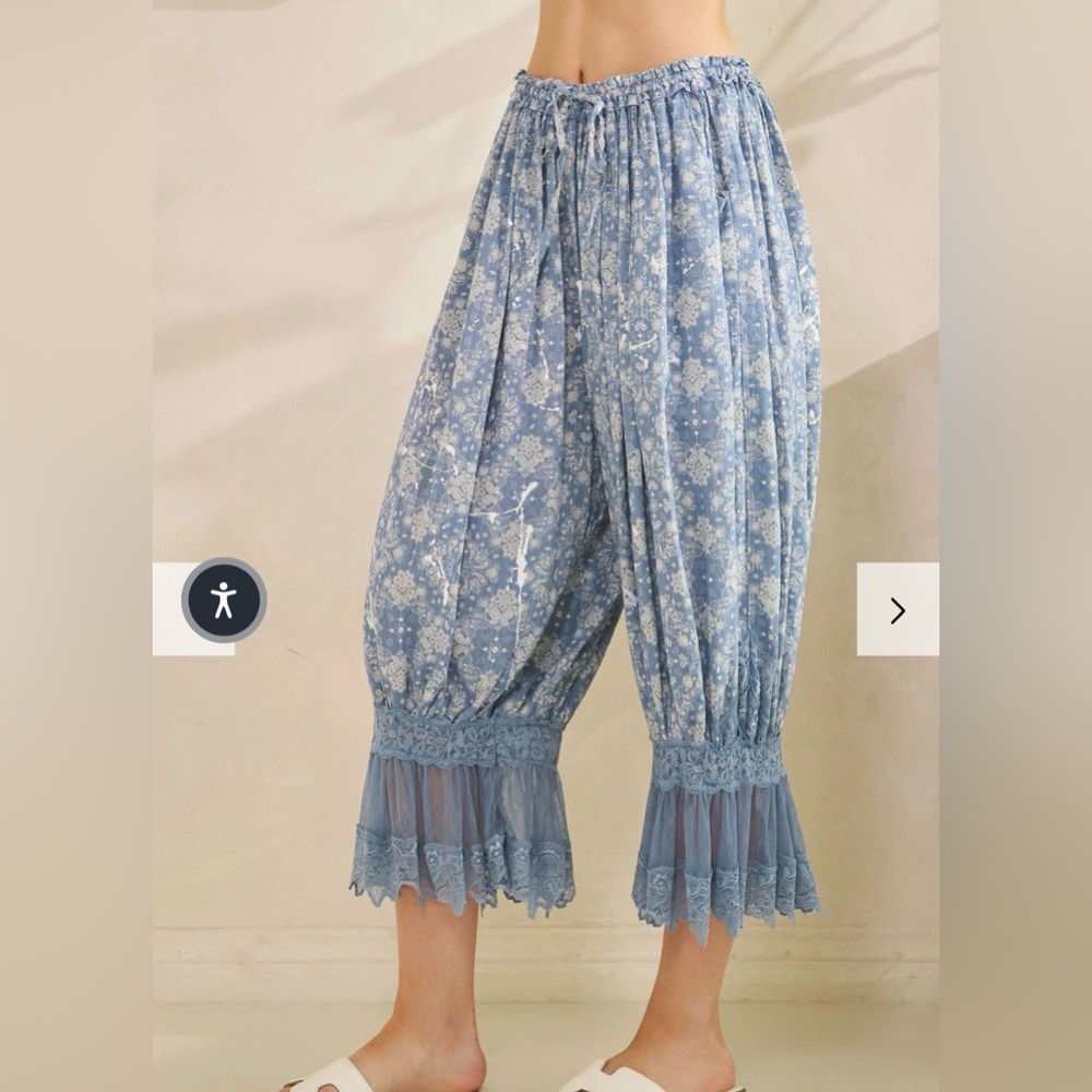 Oli & Hali WASHED PAISLEY PRINTED BLOOMER PANTS - Picture 7 of 8
